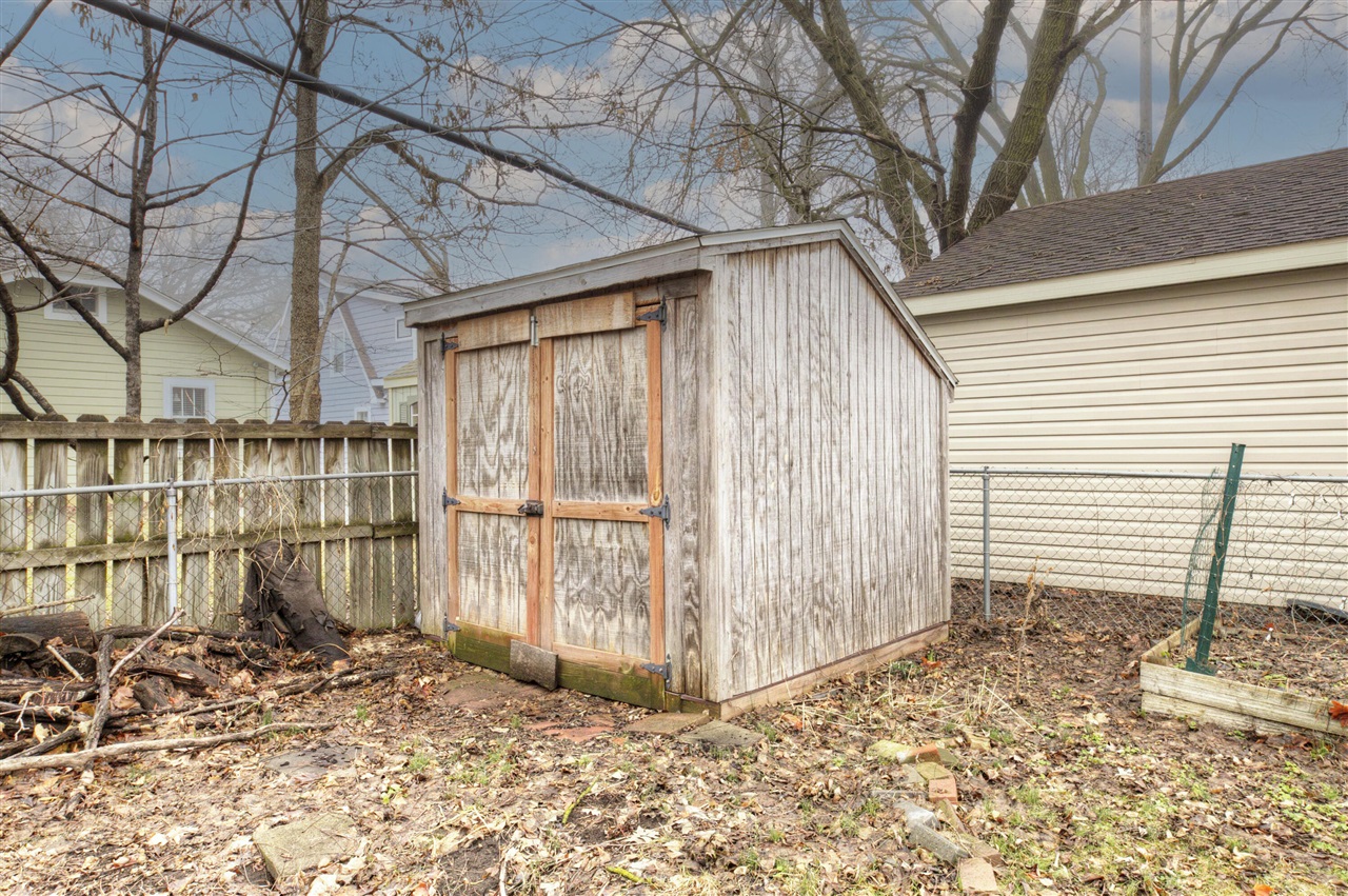 809 Sycamore Place, Ann Arbor, MI, 48104-4303