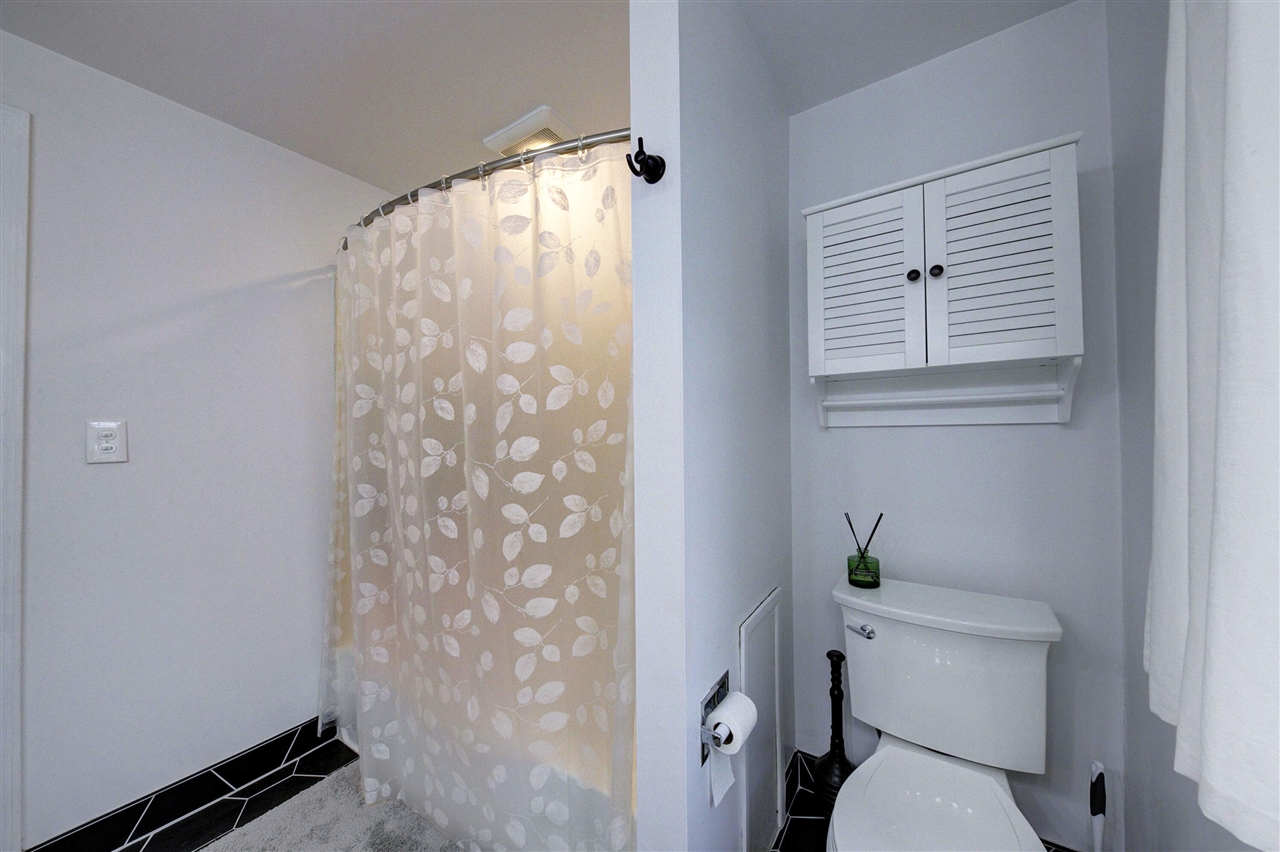 809 Sycamore Place, Ann Arbor, MI, 48104-4303