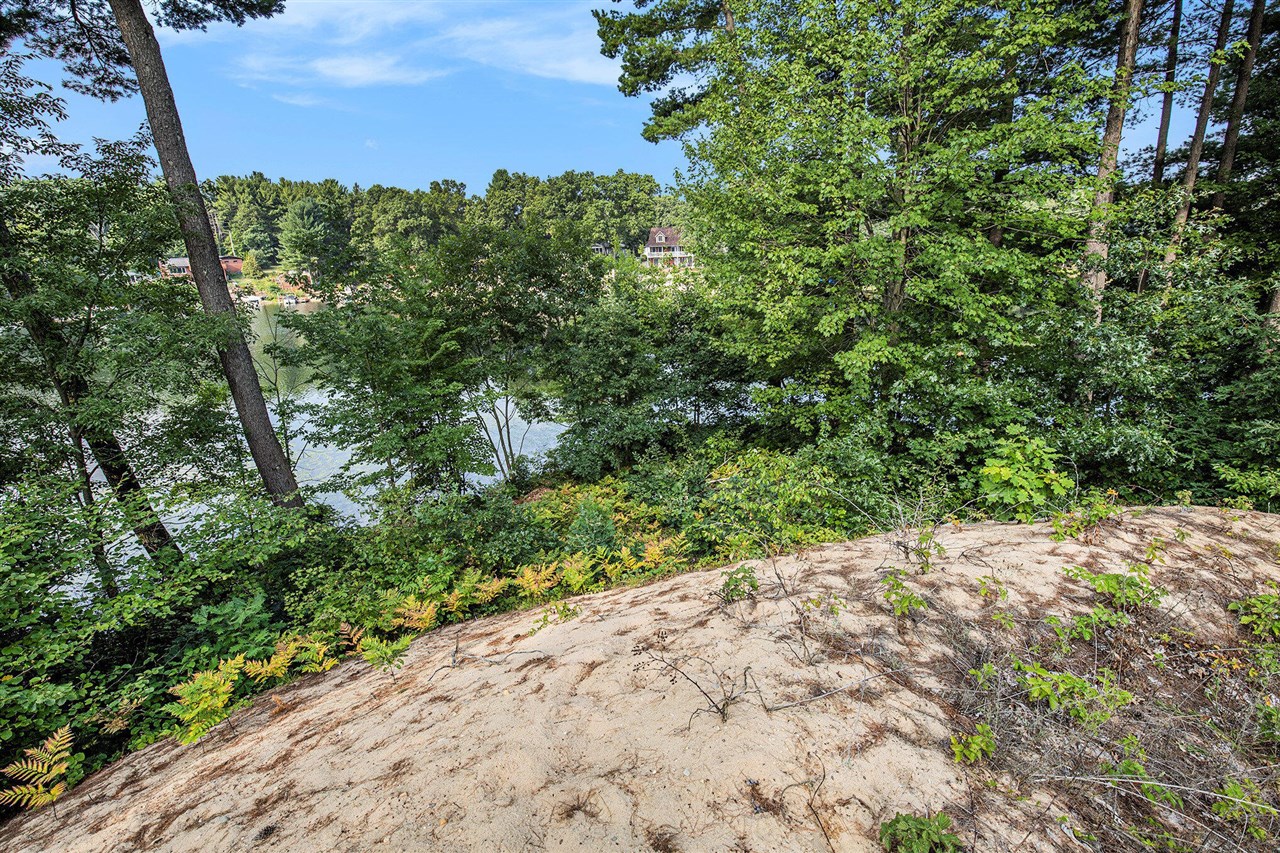 12487 Horseshoe Drive, Gowen, MI, 49326-9579