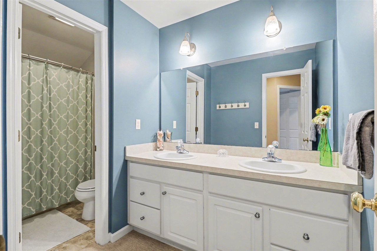 600 Bannock Court, Saline, MI, 48176-1476