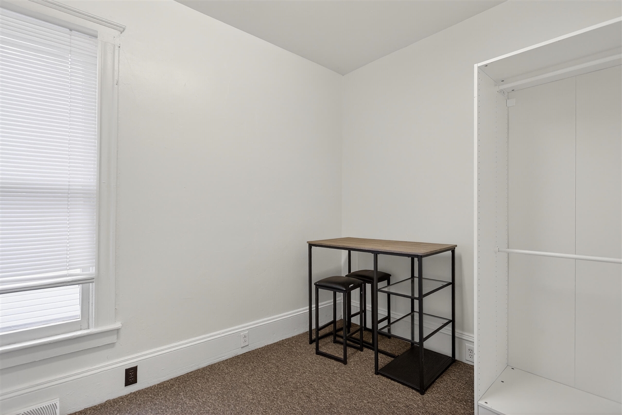 609 Webb Street, Jackson, MI, 49202-3278