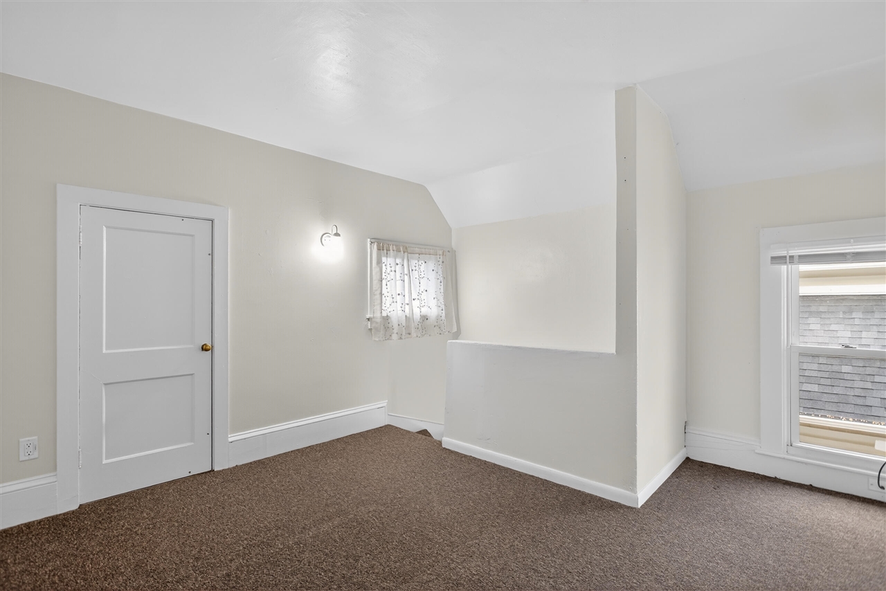 609 Webb Street, Jackson, MI, 49202-3278