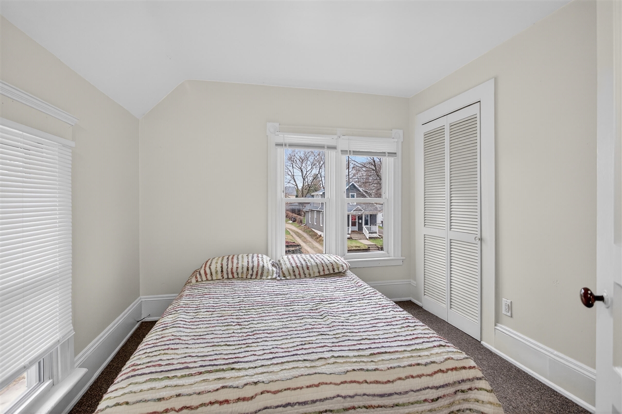 609 Webb Street, Jackson, MI, 49202-3278