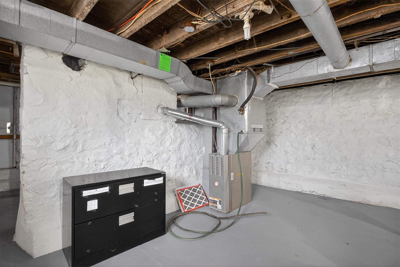 609 Webb Street, Jackson, MI, 49202-3278