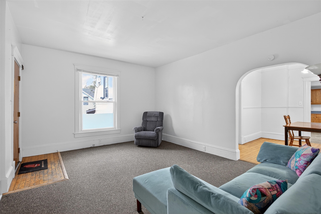 609 Webb Street, Jackson, MI, 49202-3278