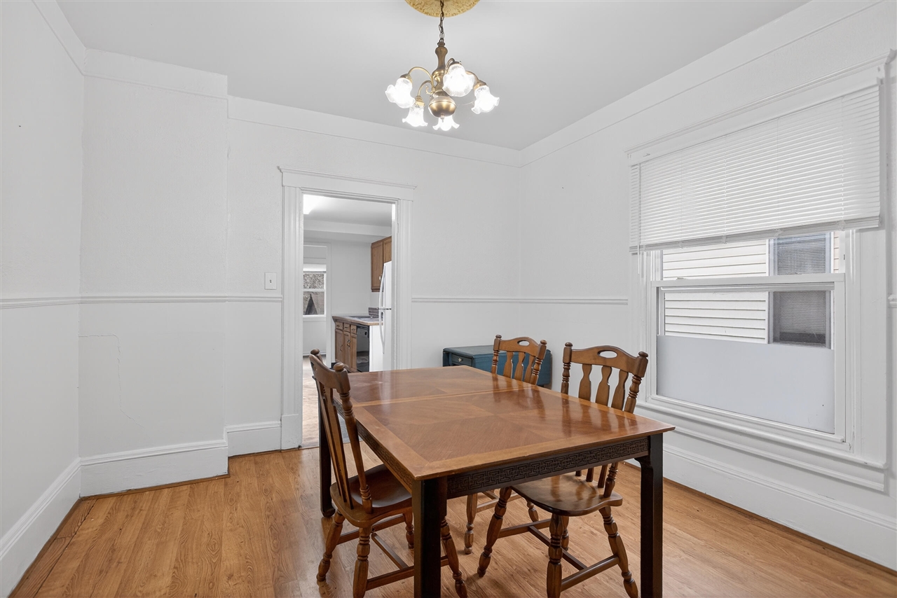 609 Webb Street, Jackson, MI, 49202-3278