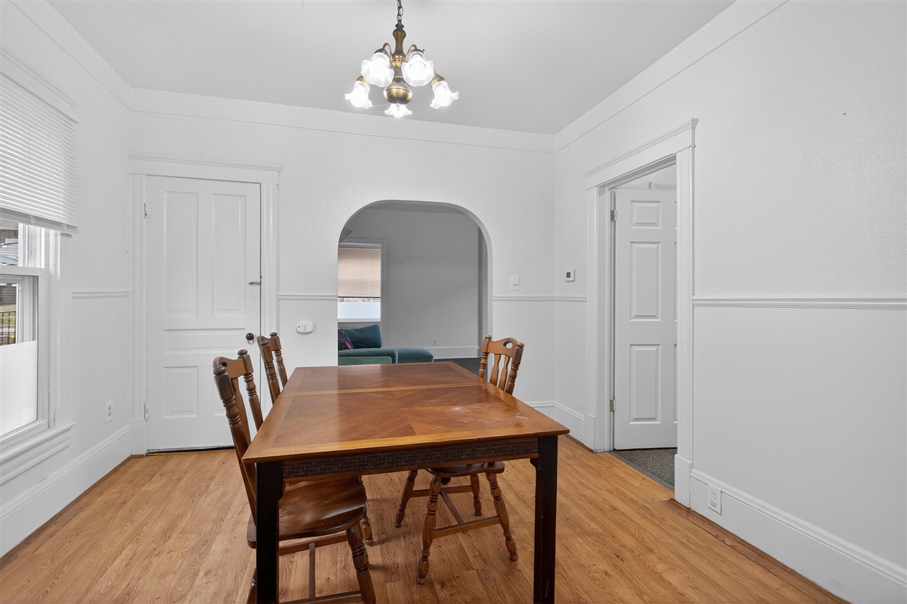 609 Webb Street, Jackson, MI, 49202-3278