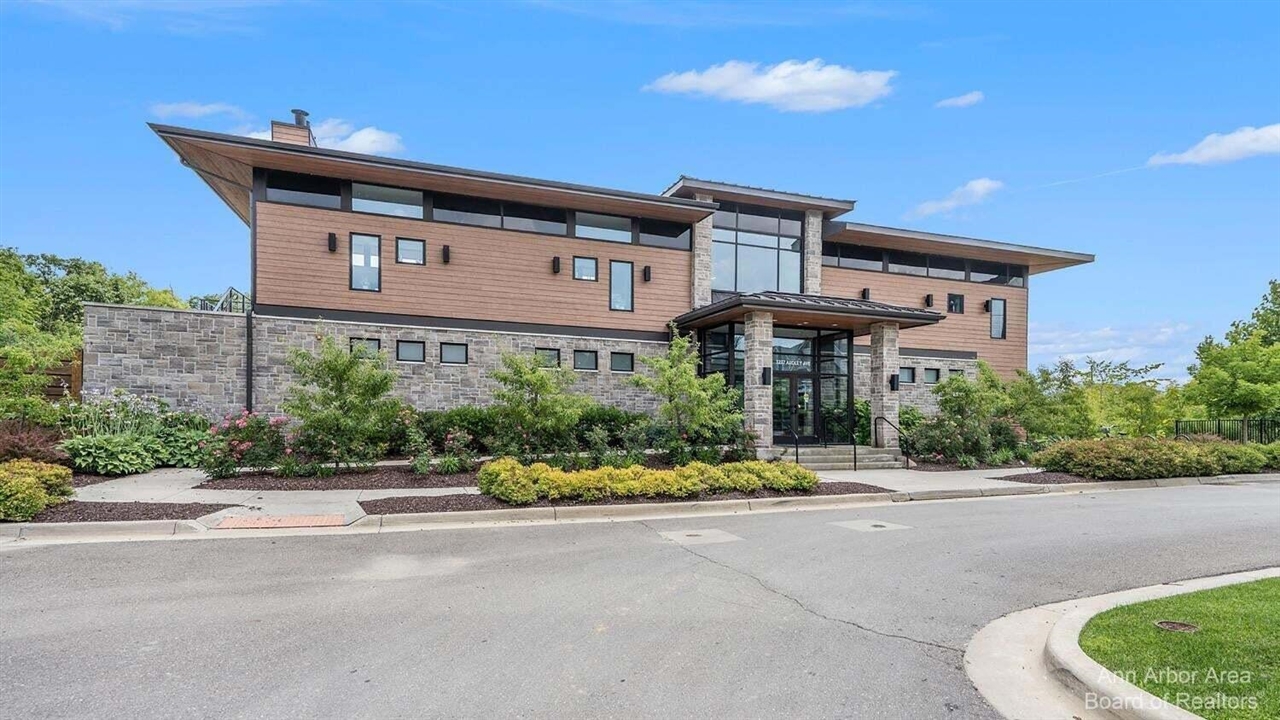 3103 Millbury Lane, Ann Arbor, MI, 48105-2972