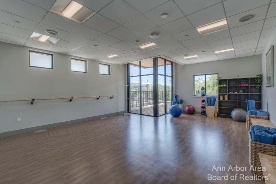 3103 Millbury Lane, Ann Arbor, MI, 48105-2972