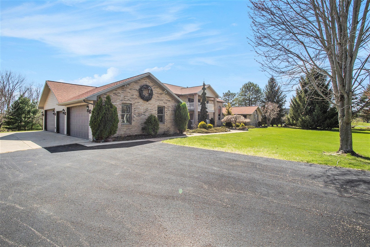 219 Adolph Shores Drive, Coldwater, MI, 49036