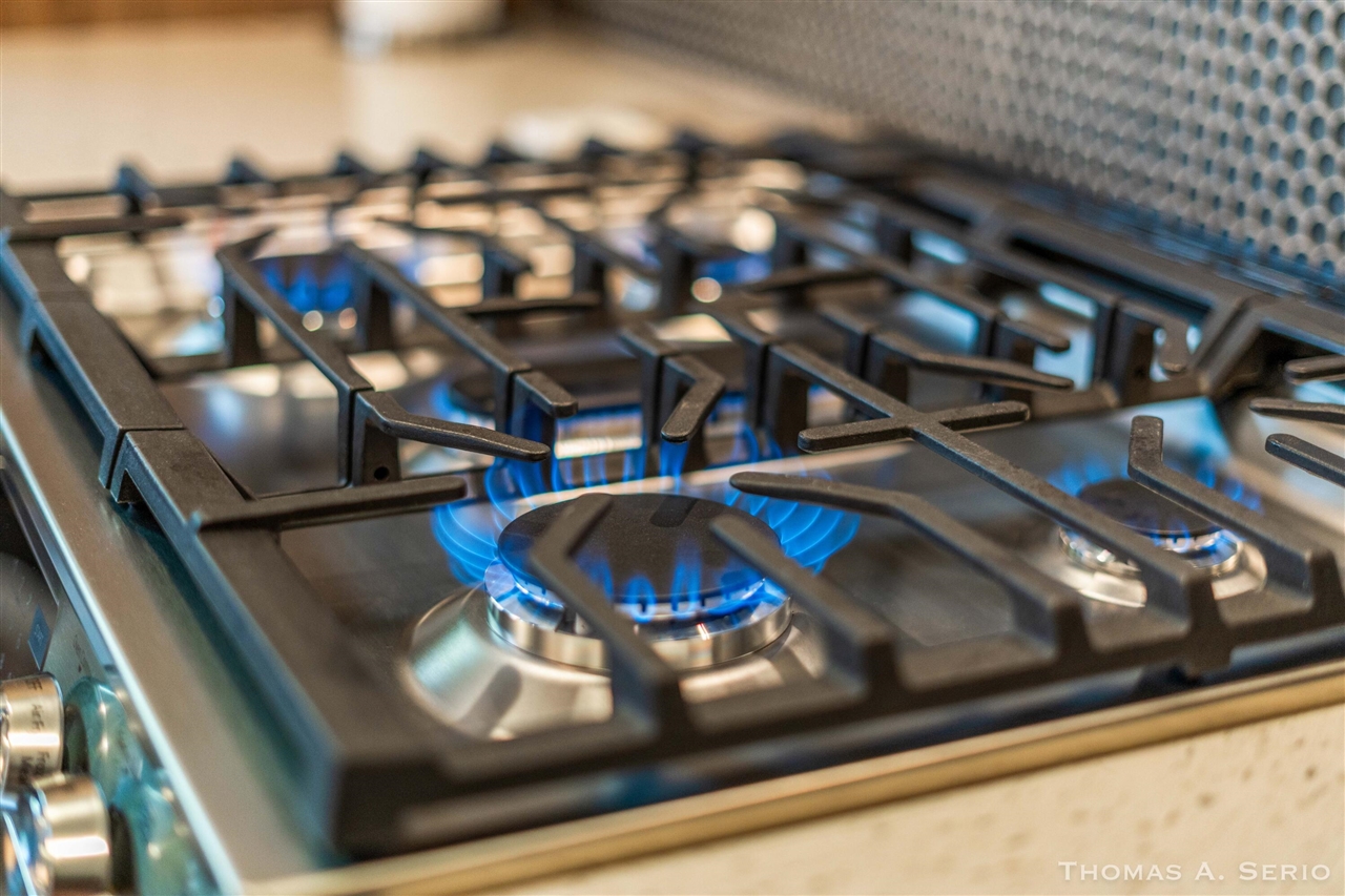 593 W Webster Avenue, Muskegon, MI, 49440-1053