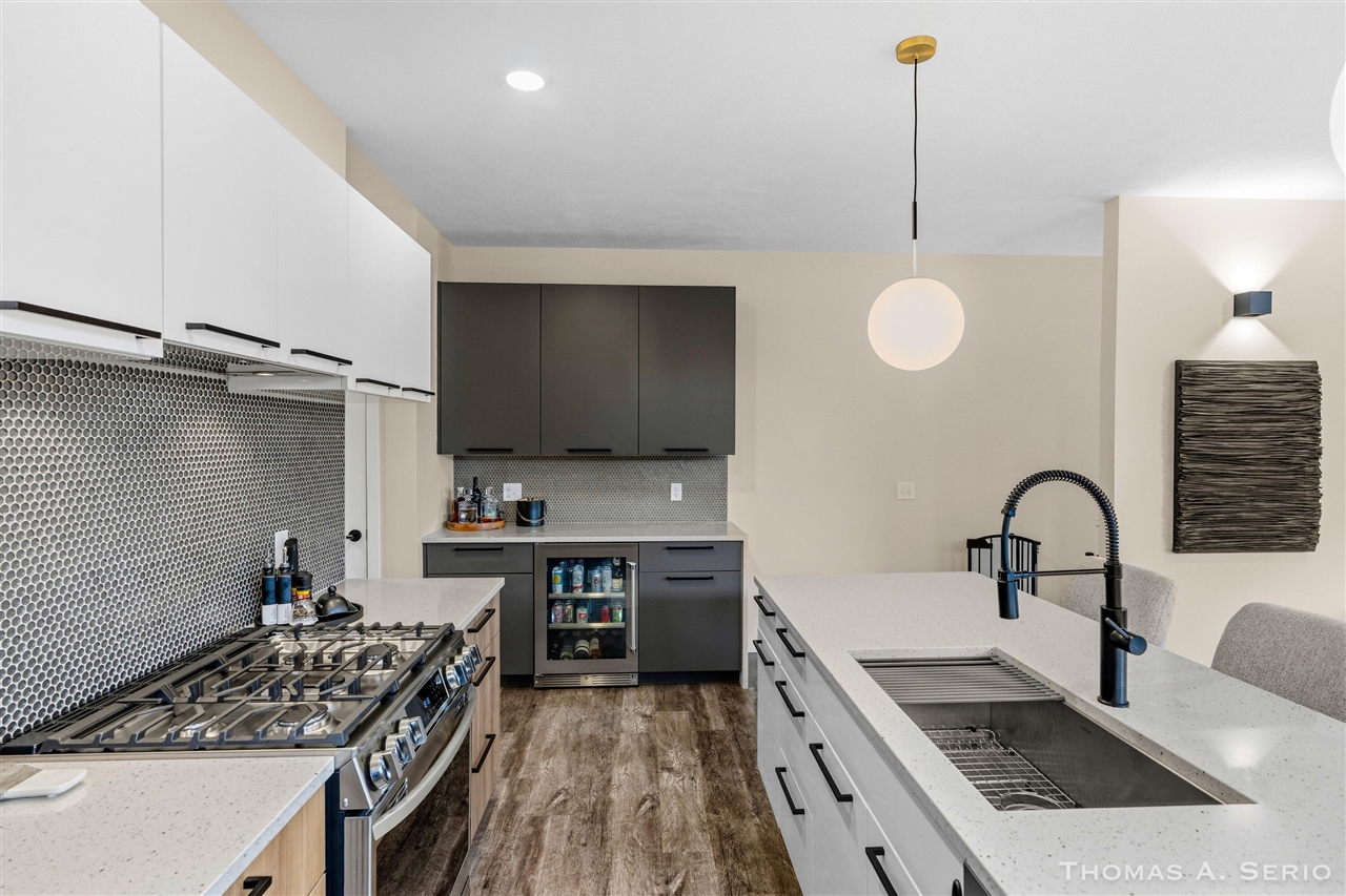 593 W Webster Avenue, Muskegon, MI, 49440-1053