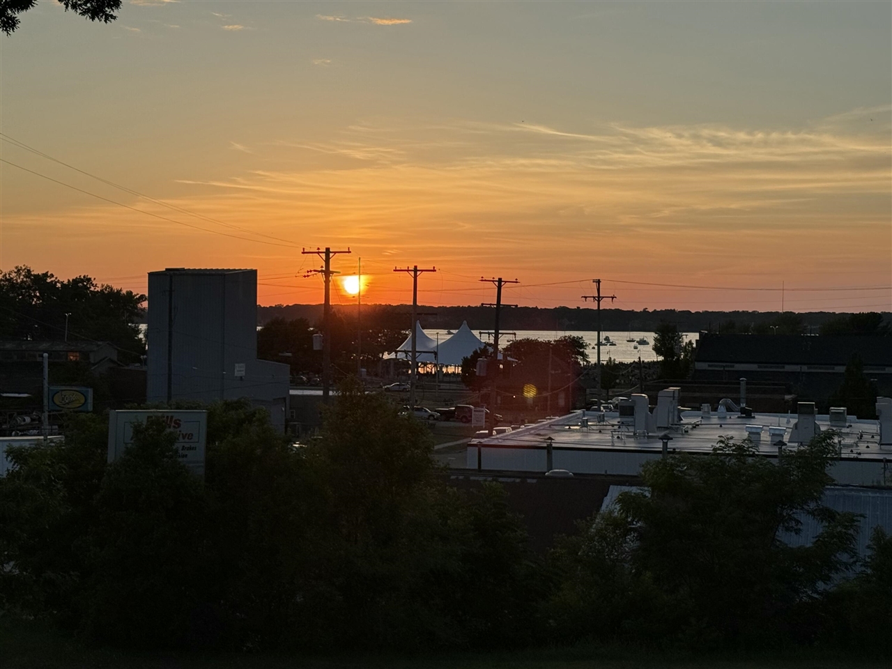 593 W Webster Avenue, Muskegon, MI, 49440-1053