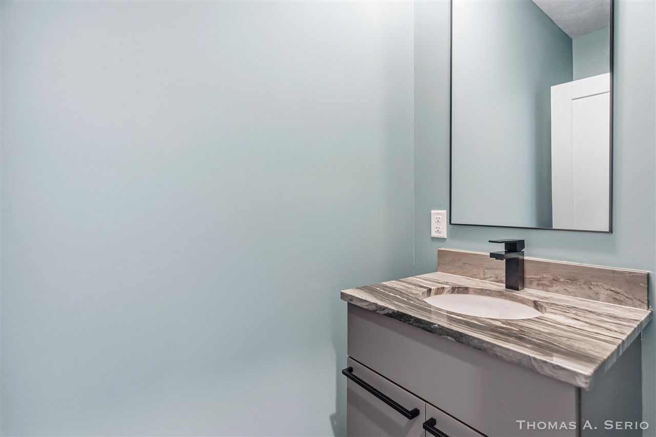 593 W Webster Avenue, Muskegon, MI, 49440-1053