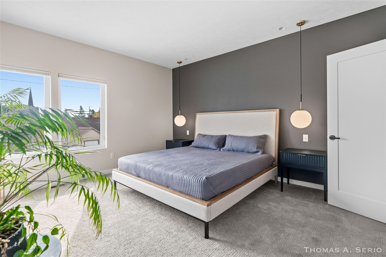 593 W Webster Avenue, Muskegon, MI, 49440-1053