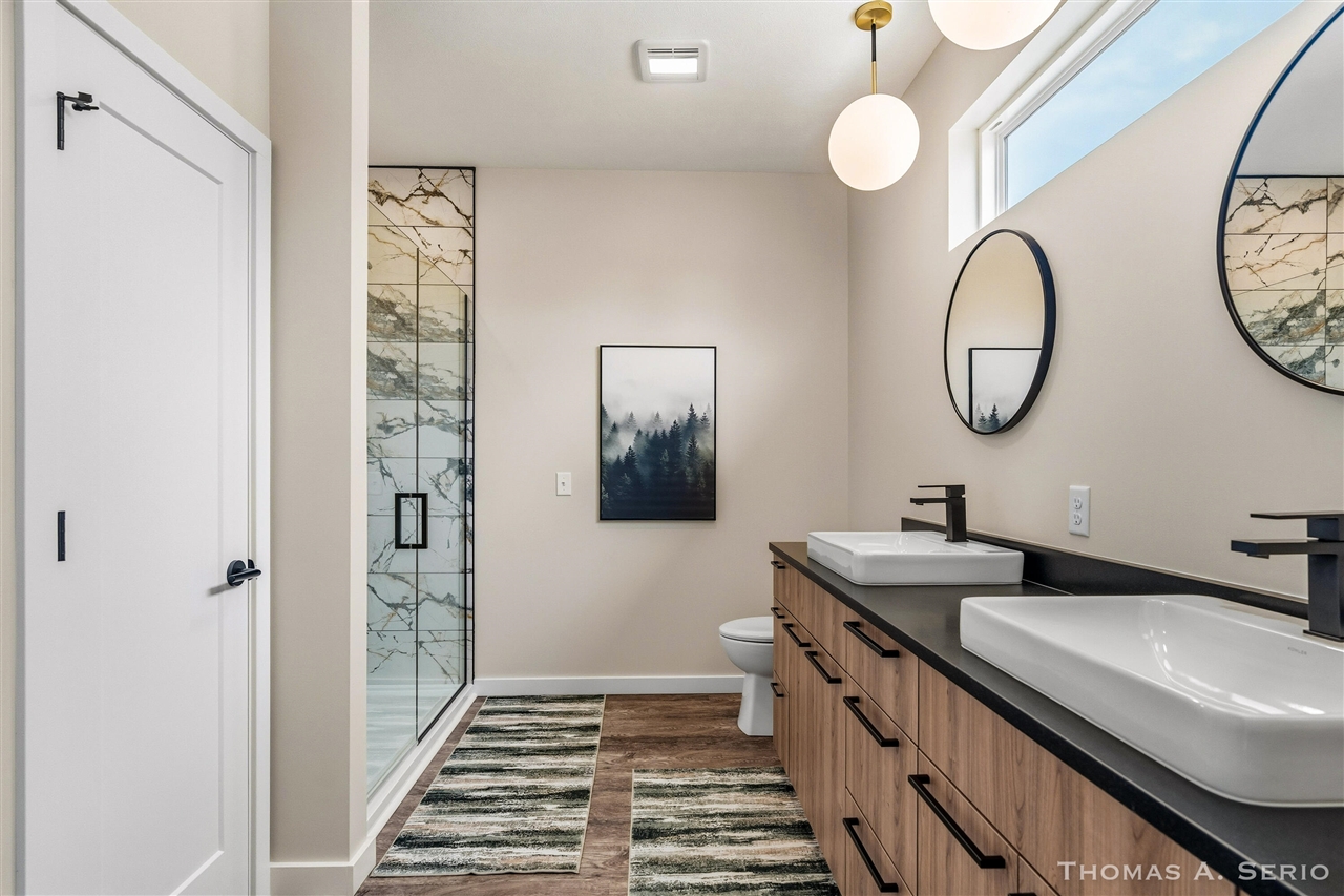 593 W Webster Avenue, Muskegon, MI, 49440-1053