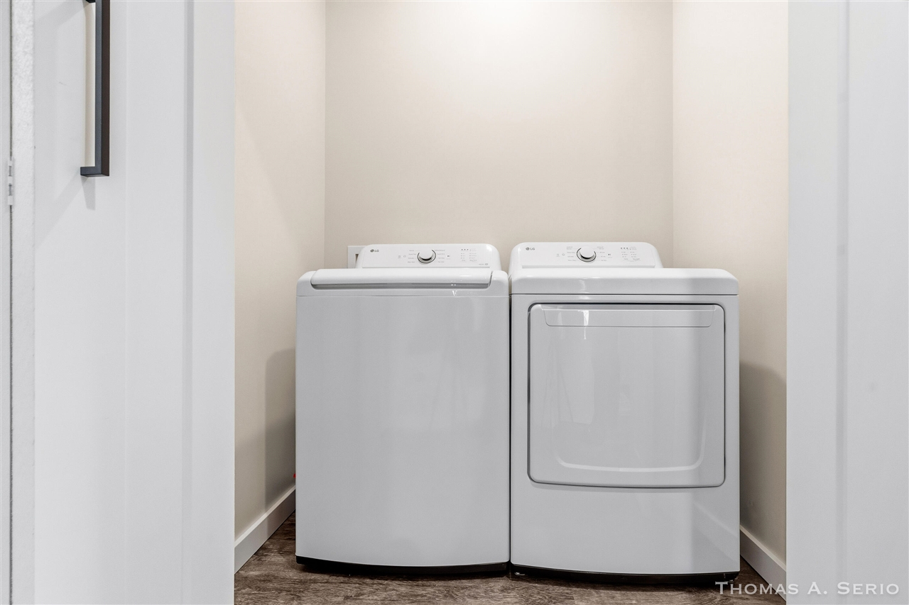 593 W Webster Avenue, Muskegon, MI, 49440-1053