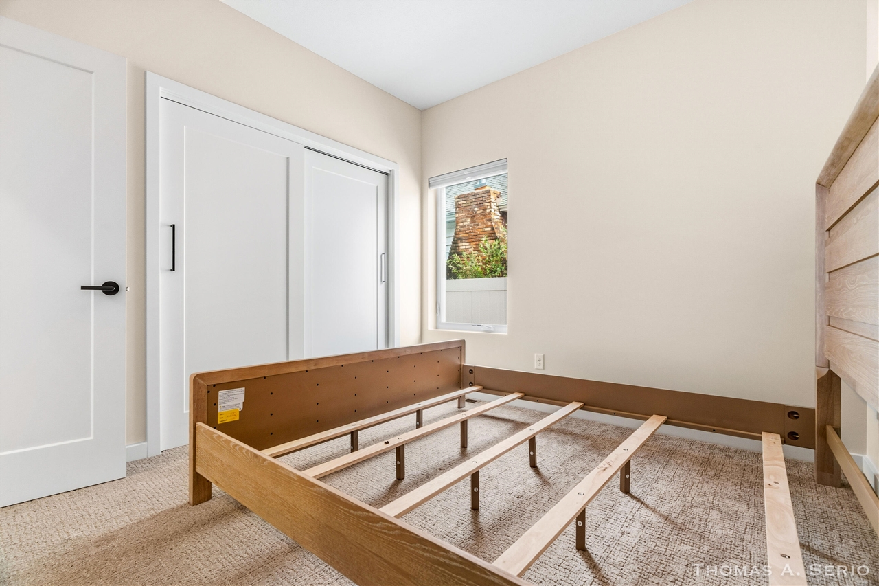 593 W Webster Avenue, Muskegon, MI, 49440-1053