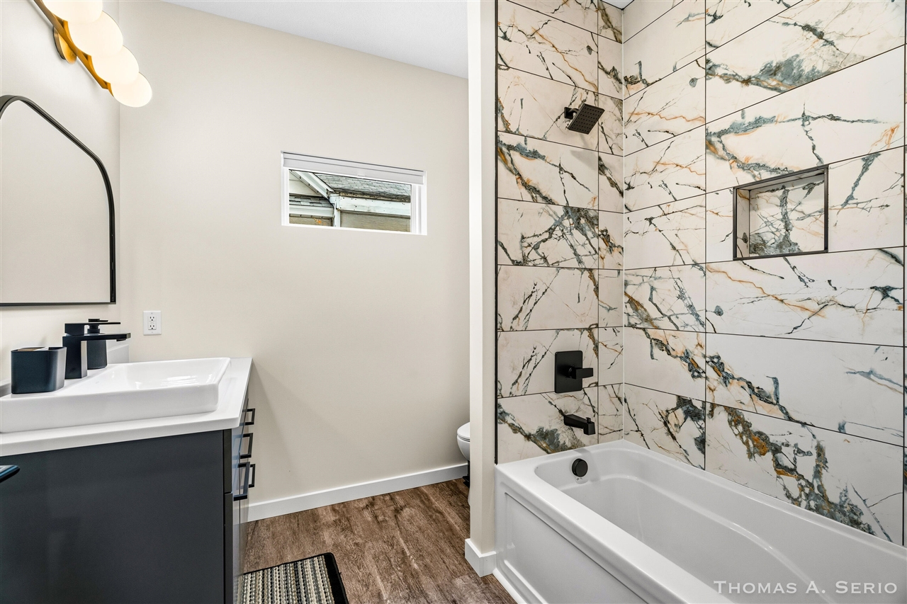 593 W Webster Avenue, Muskegon, MI, 49440-1053