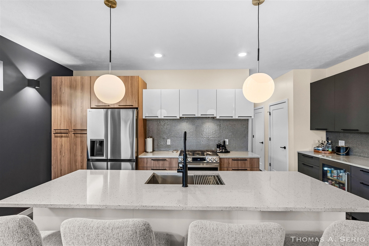 593 W Webster Avenue, Muskegon, MI, 49440-1053