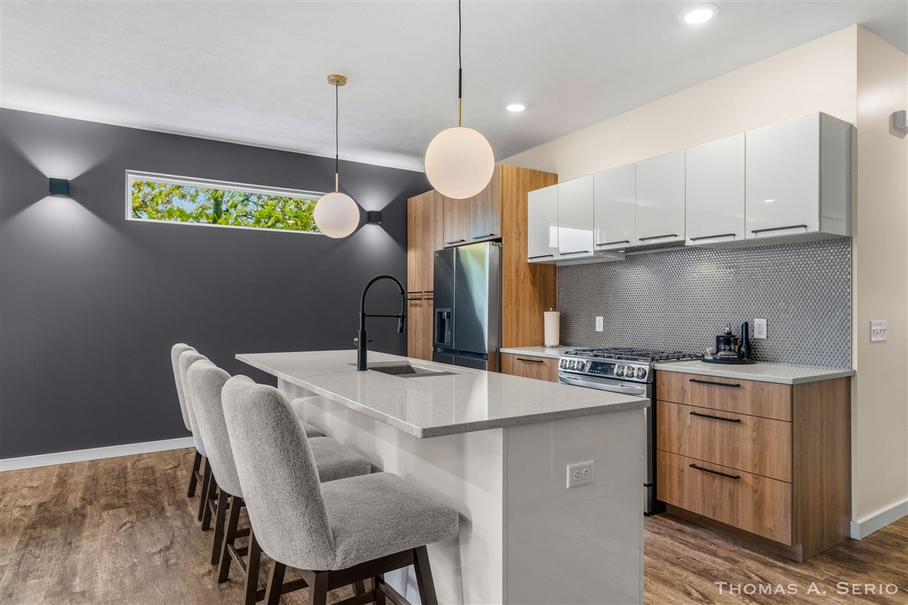 593 W Webster Avenue, Muskegon, MI, 49440-1053