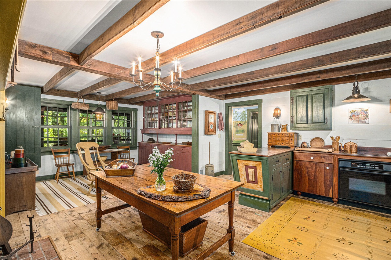 12236 6 1/2 Mile Road, Battle Creek, MI, 49014-9535