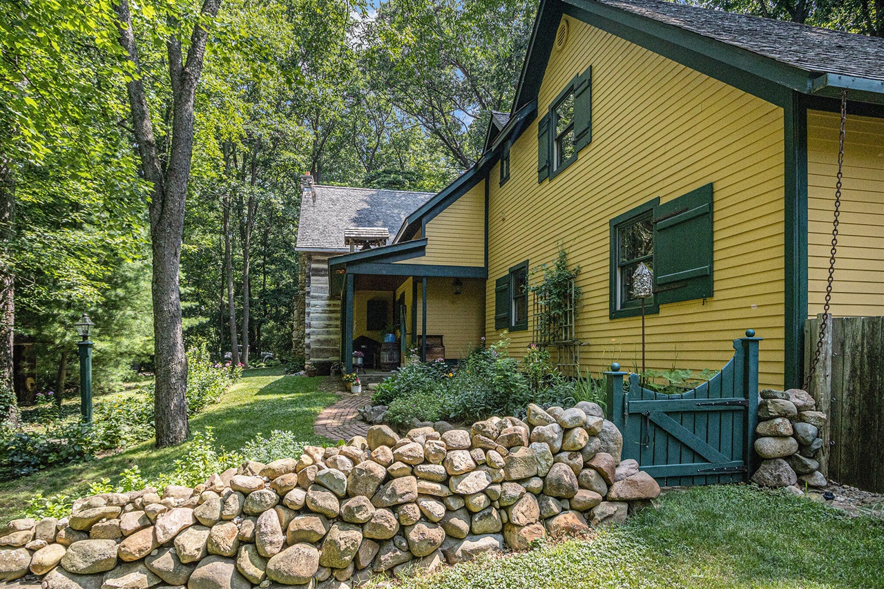 12236 6 1/2 Mile Road, Battle Creek, MI, 49014-9535