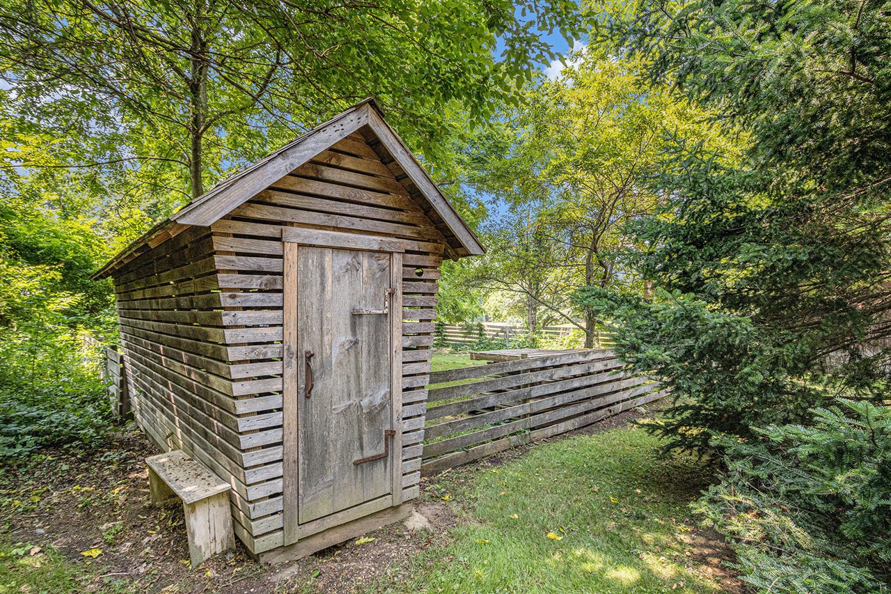 12236 6 1/2 Mile Road, Battle Creek, MI, 49014-9535