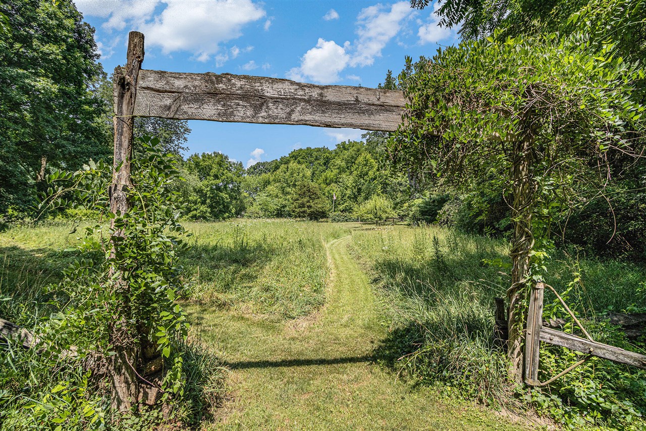 12236 6 1/2 Mile Road, Battle Creek, MI, 49014-9535