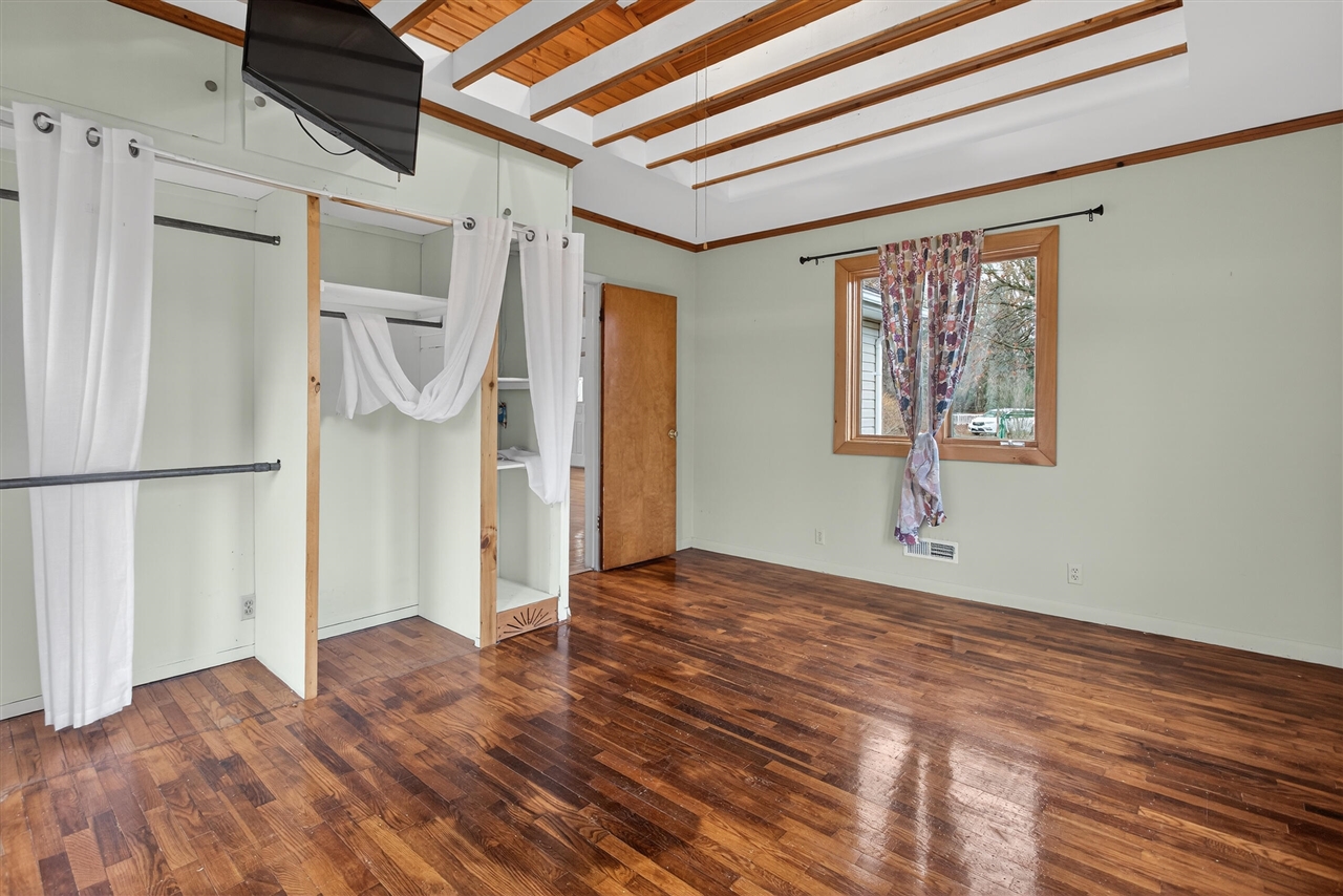 6246 S Brooklyn Road, Jackson, MI, 49201