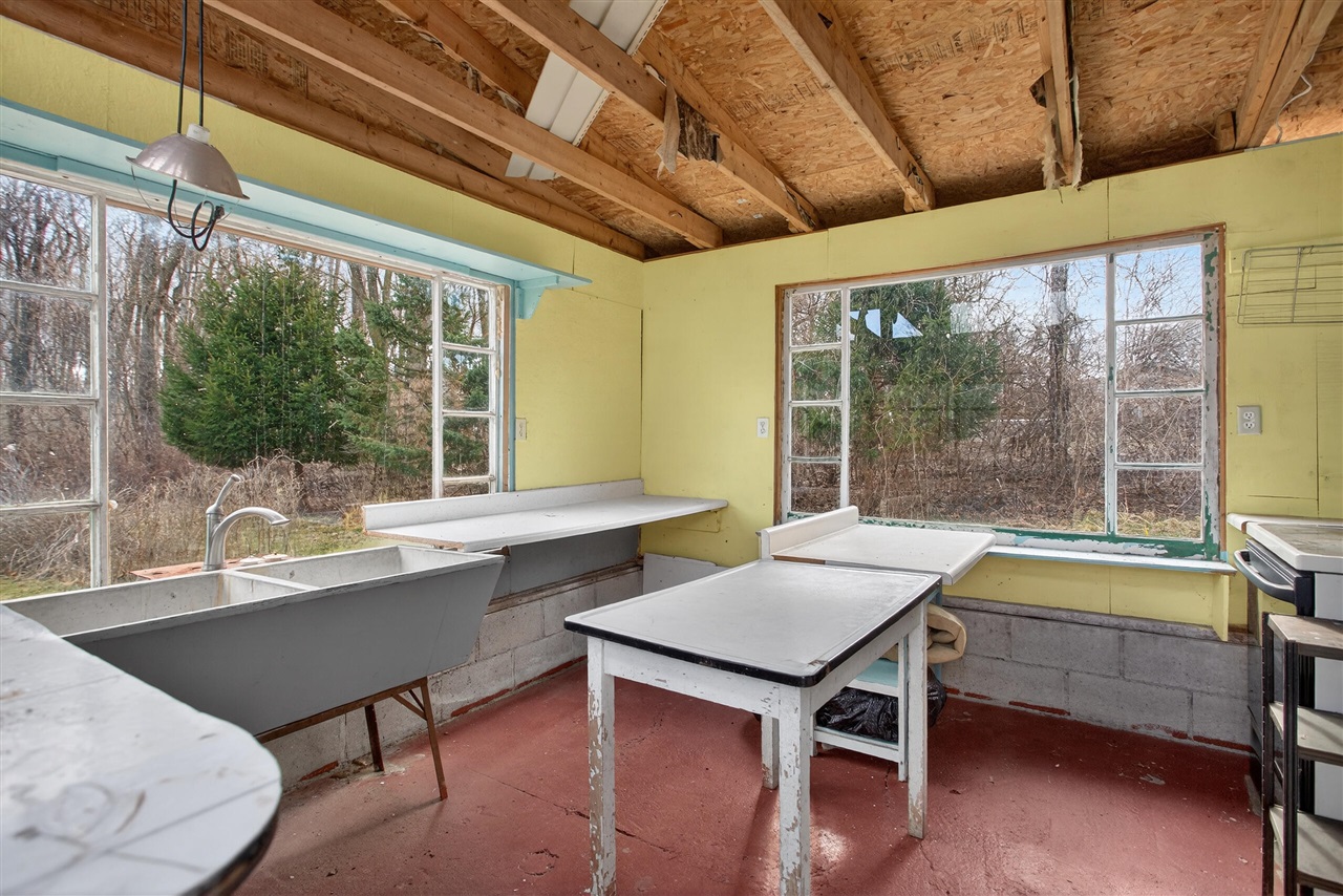 6246 S Brooklyn Road, Jackson, MI, 49201