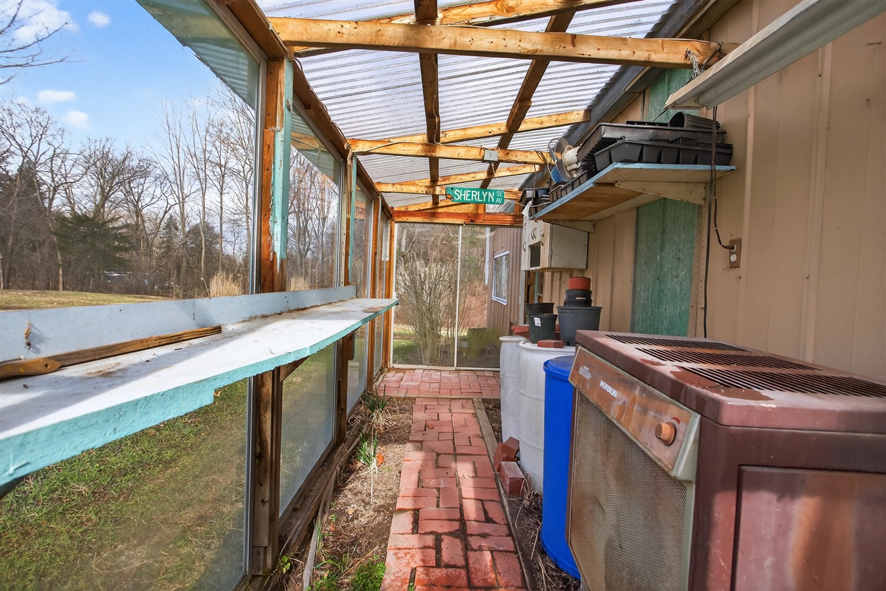 6246 S Brooklyn Road, Jackson, MI, 49201