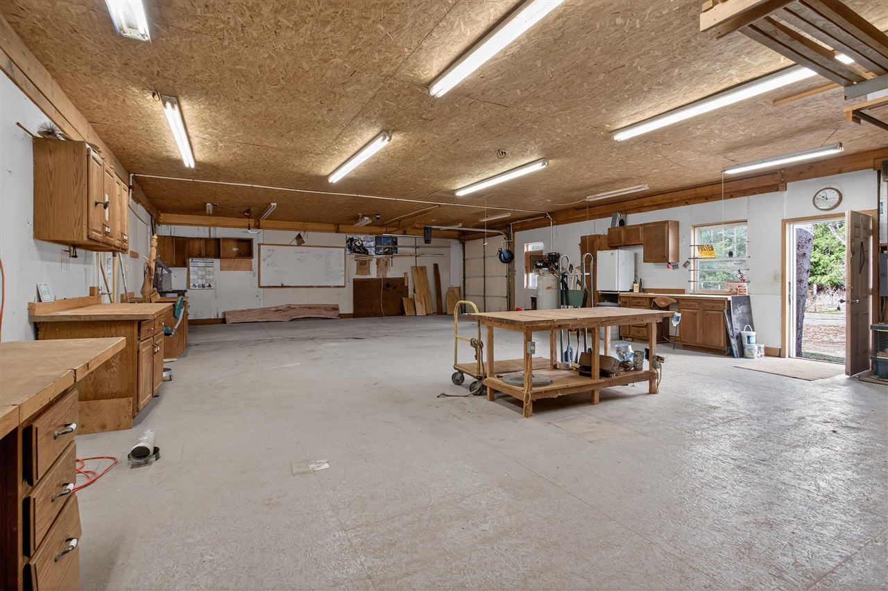 6246 S Brooklyn Road, Jackson, MI, 49201