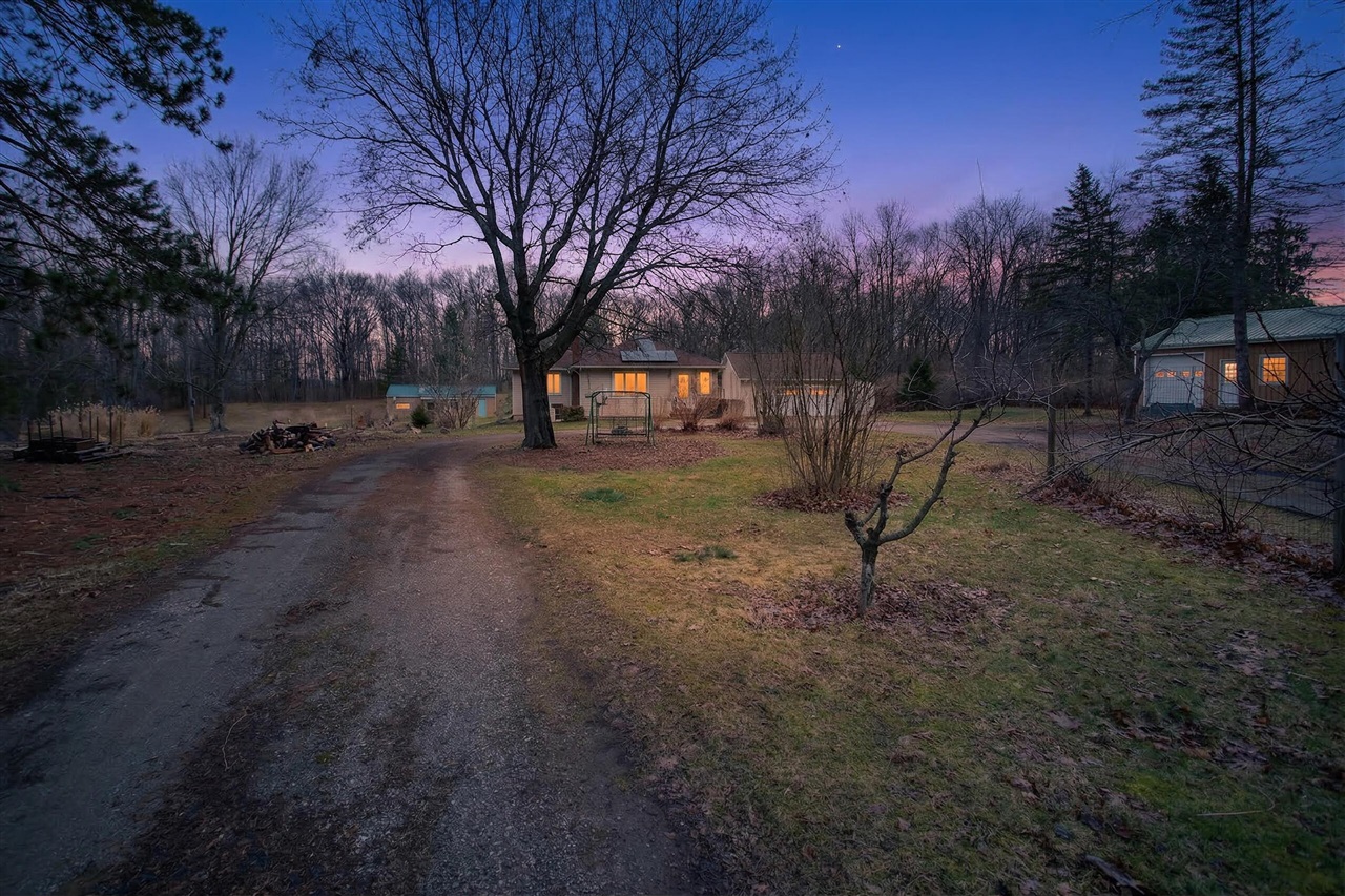 6246 S Brooklyn Road, Jackson, MI, 49201