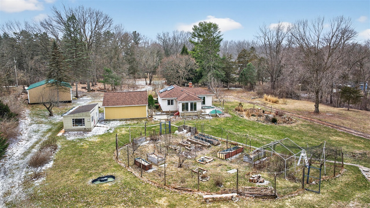 6246 S Brooklyn Road, Jackson, MI, 49201