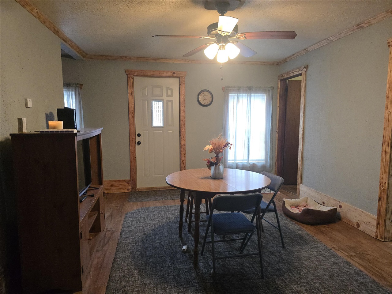 804 E State Street, Colon, MI, 49040-9434