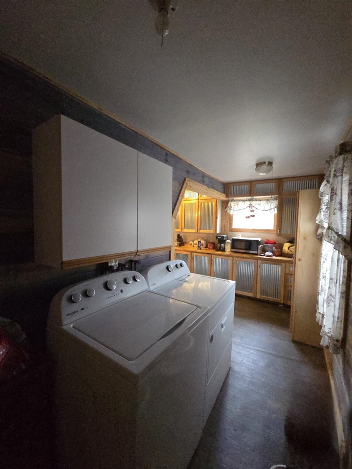 804 E State Street, Colon, MI, 49040-9434