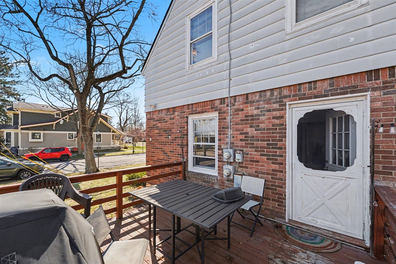 111 S Revena Boulevard, Ann Arbor, MI, 48103-4145