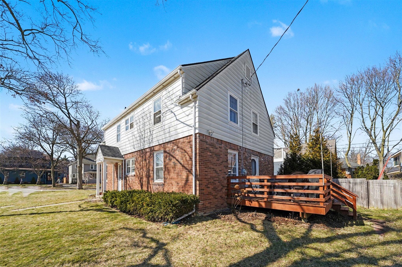 111 S Revena Boulevard, Ann Arbor, MI, 48103-4145