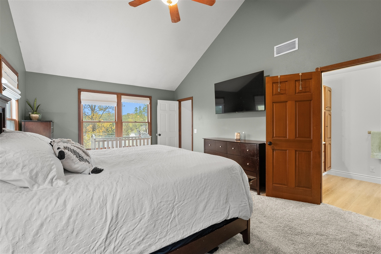 9980 S 2nd Street, Mattawan, MI, 49071-9404