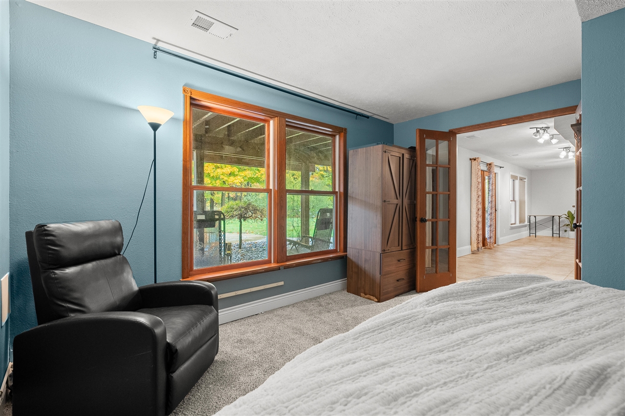 9980 S 2nd Street, Mattawan, MI, 49071-9404