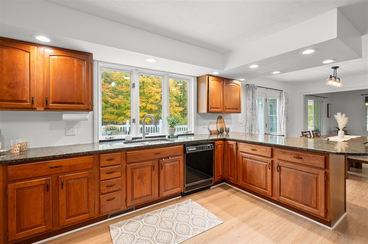 9980 S 2nd Street, Mattawan, MI, 49071-9404