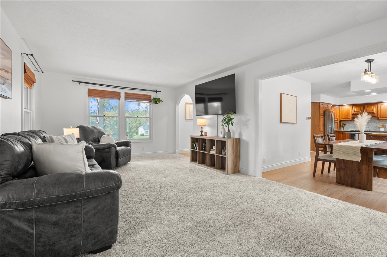 9980 S 2nd Street, Mattawan, MI, 49071-9404