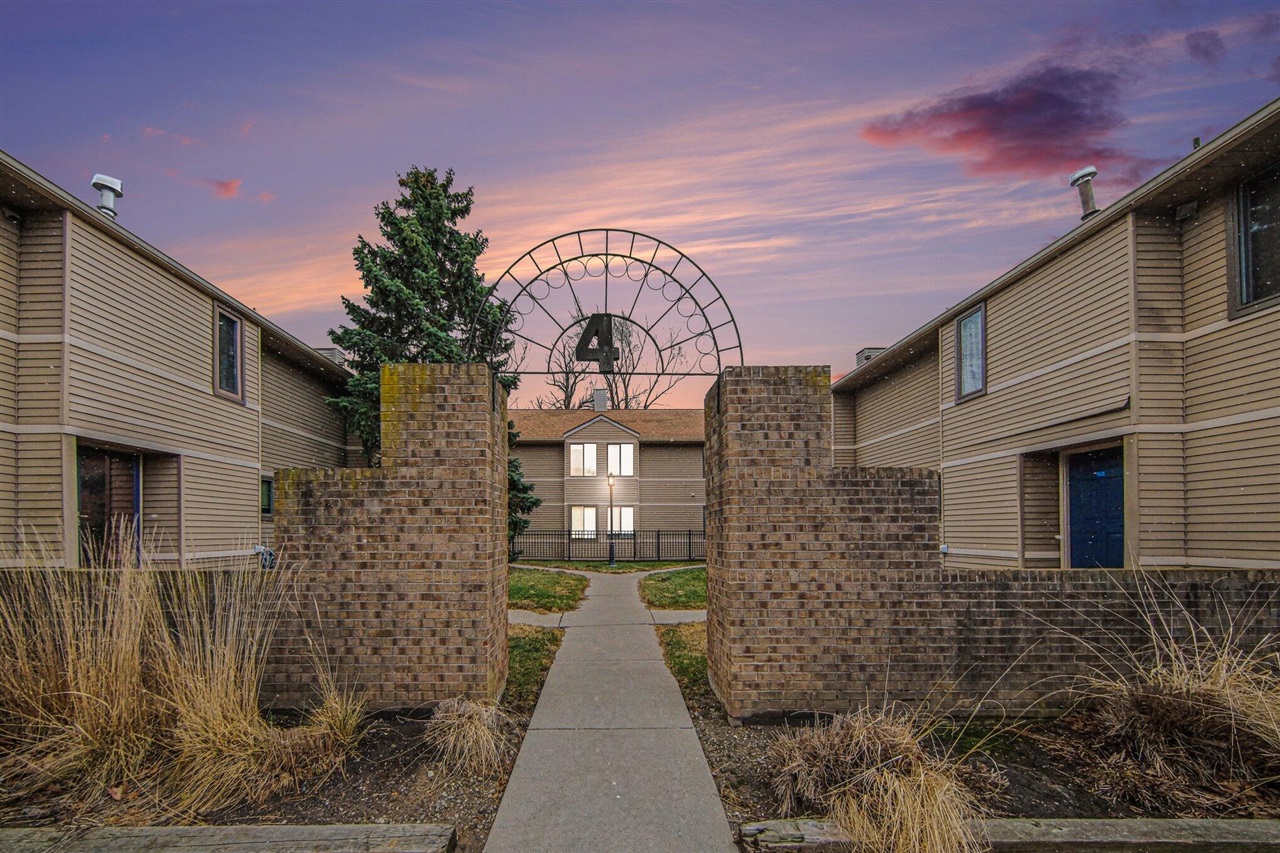 300 Briarcrest Drive UNIT&nbsp;140, Ann Arbor, MI, 48104-6762