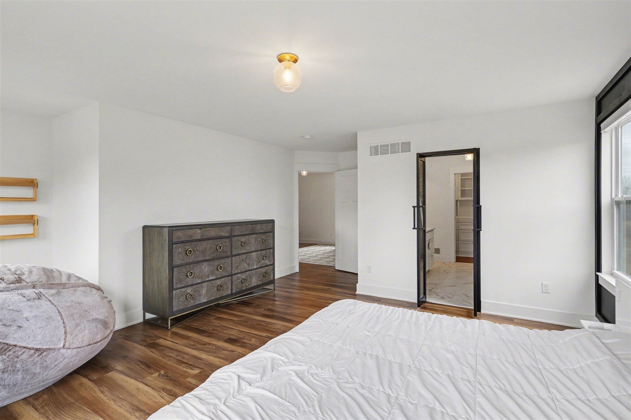 8850 Island Lake Road, Dexter, MI, 48130