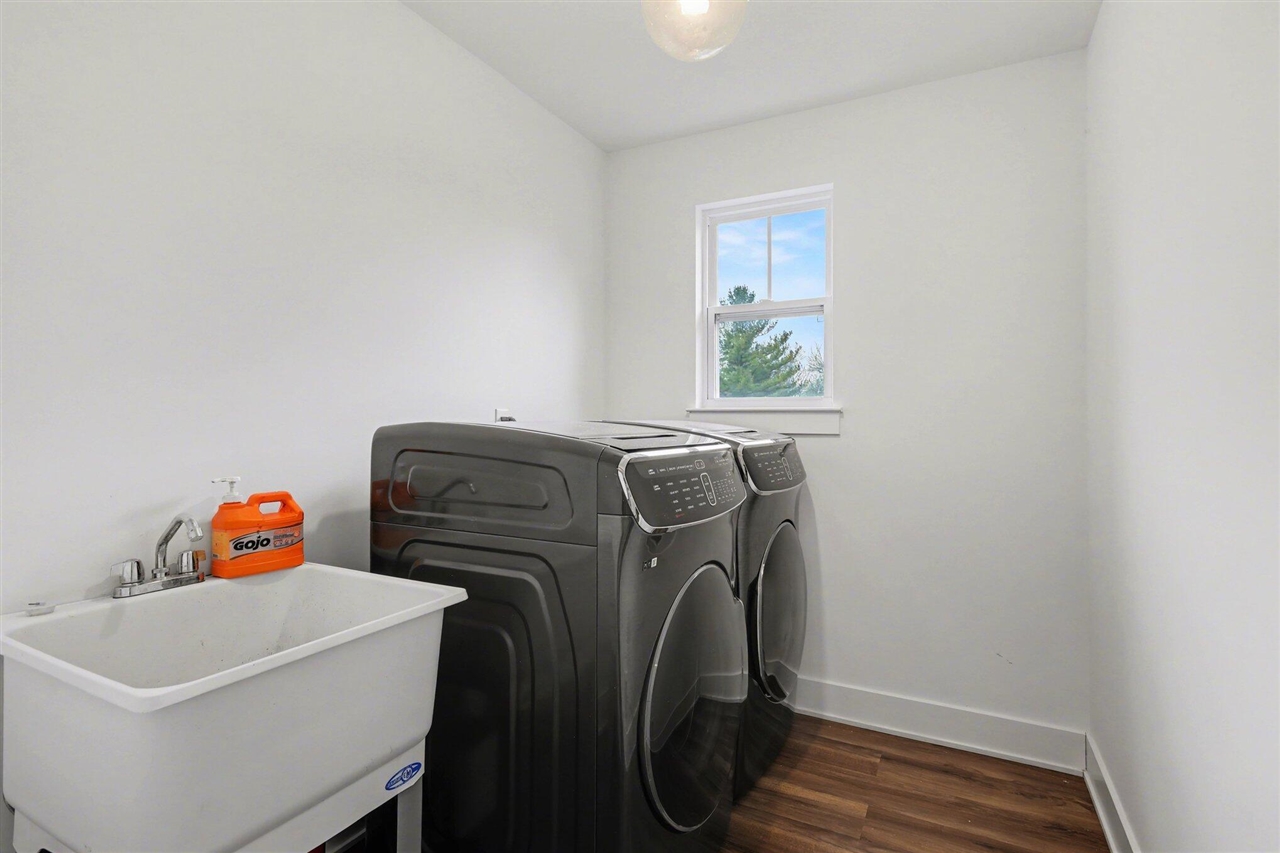 8850 Island Lake Road, Dexter, MI, 48130