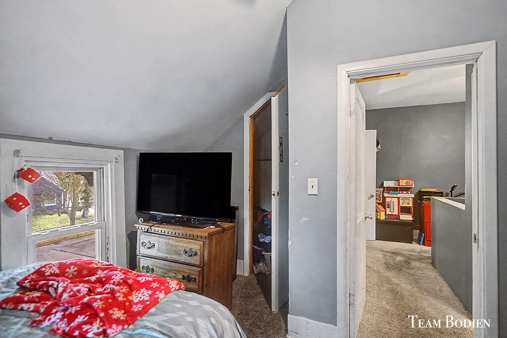 1050 Spring Avenue, Grand Rapids, MI, 49503