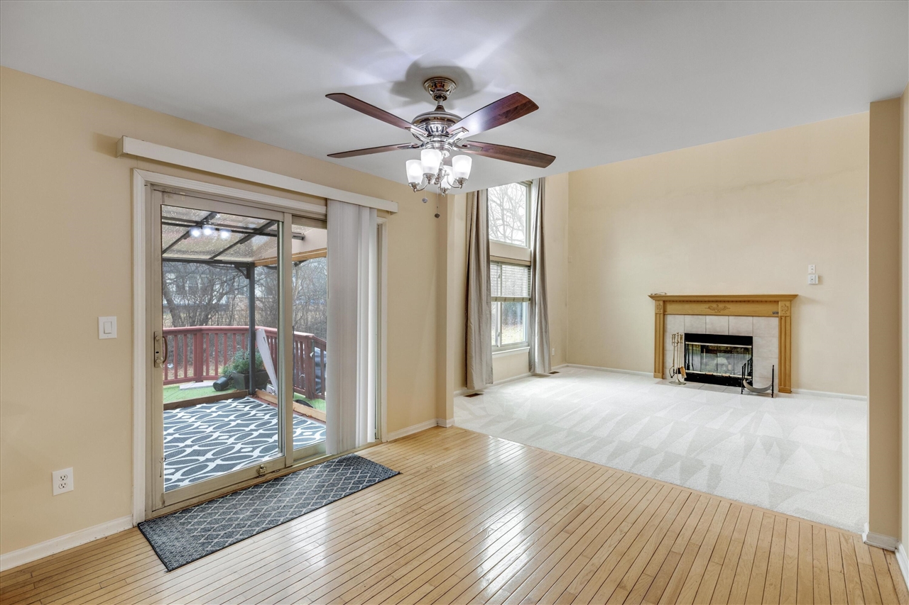 24403 Elmhurst Avenue, Farmington Hills, MI, 48336-1929