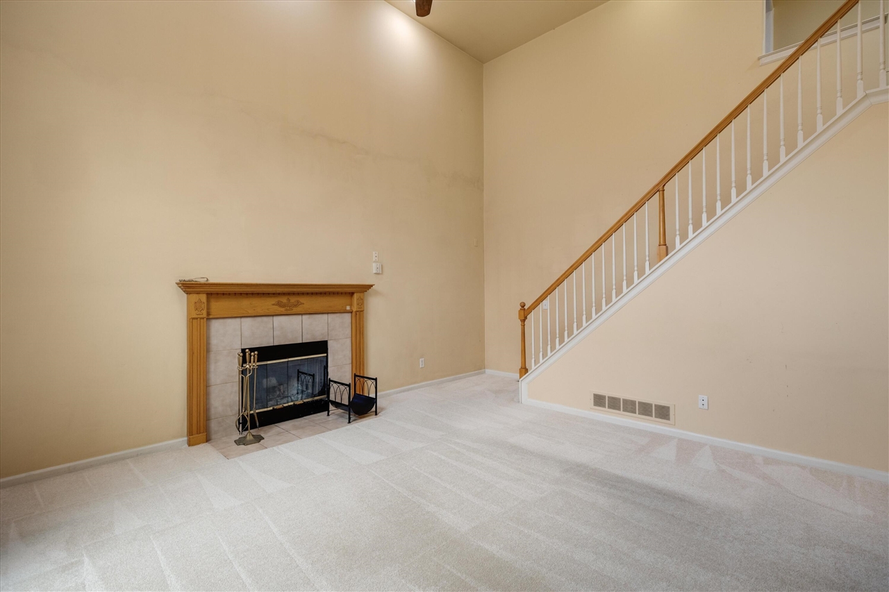 24403 Elmhurst Avenue, Farmington Hills, MI, 48336-1929