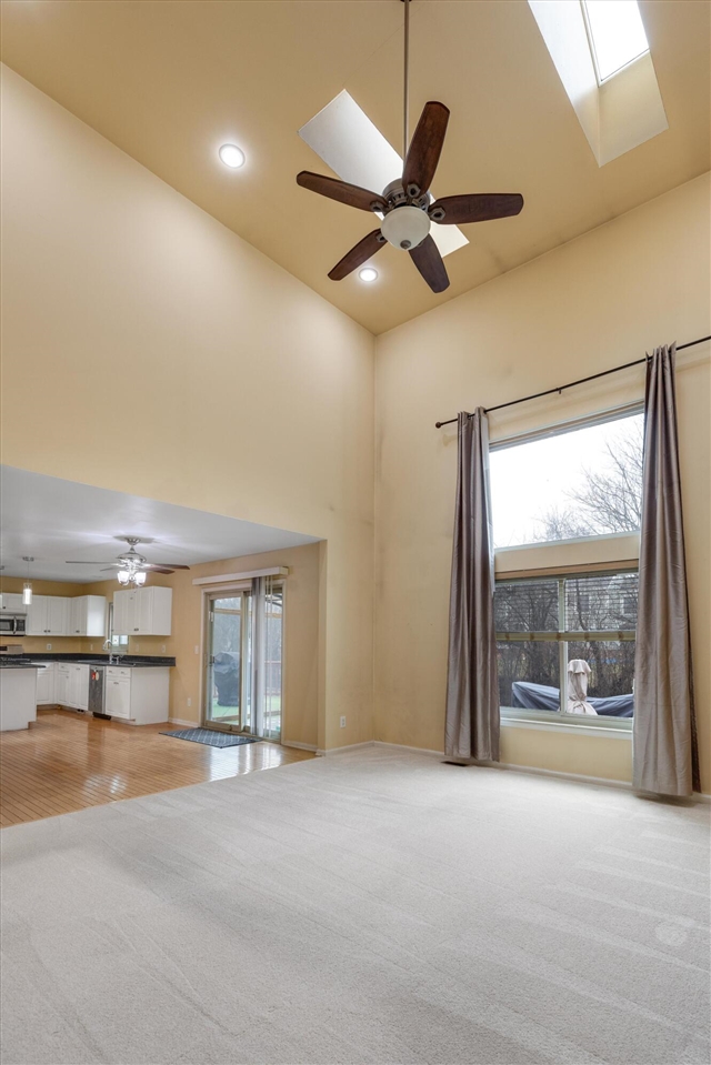 24403 Elmhurst Avenue, Farmington Hills, MI, 48336-1929